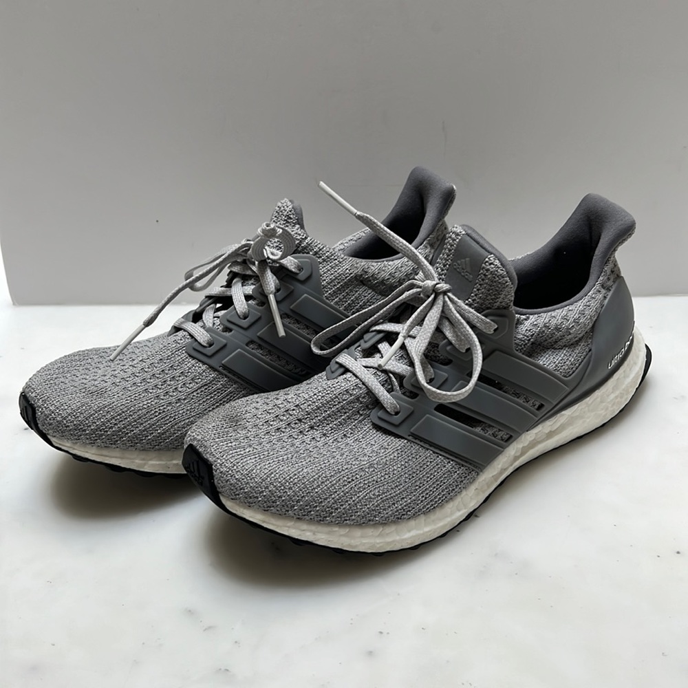 Addidas Ultra Boost Women’s Grey Size 9 EUC